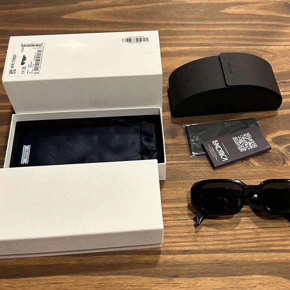 Prada PR 17WSF Sunglasses - Picture 3 of 11